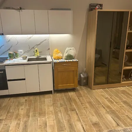House Apartment *
